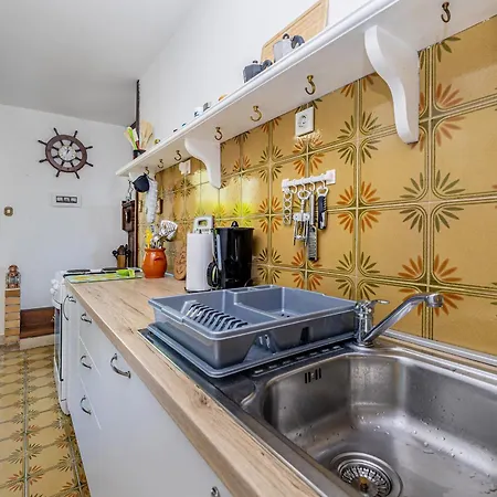 House Ledine -kornic, Krk Kornić