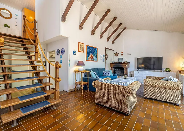 Сasa de vacaciones House Ledine -kornic, Krk *