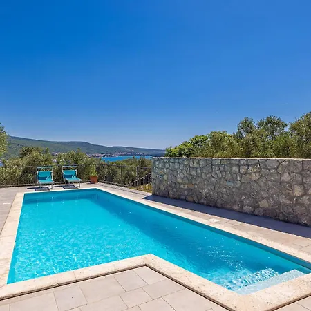 House Ledine -kornic, Krk